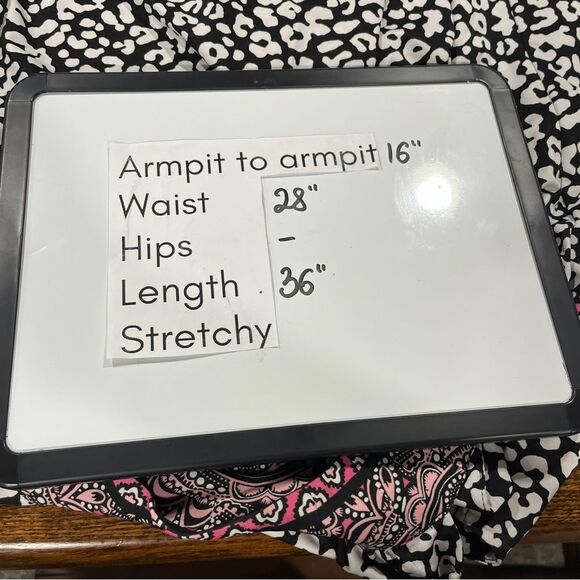 Animal print halter mini  Dress size small - Picture 8 of 12